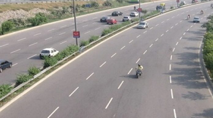 चिनीयाँ कम्पनीले सडक स्तरोन्नतिको काम गर्ने