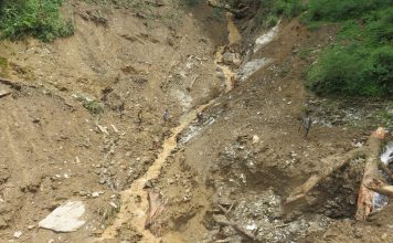 बाढी पहिरोका कारण खानेपानी आपुर्ती बन्द