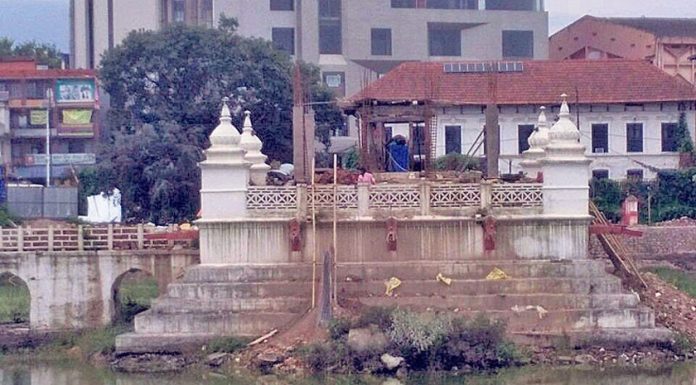 परम्परागत शैली र प्रविधि मा नै पुनःनिर्माण हुँदै रानीपोखरी